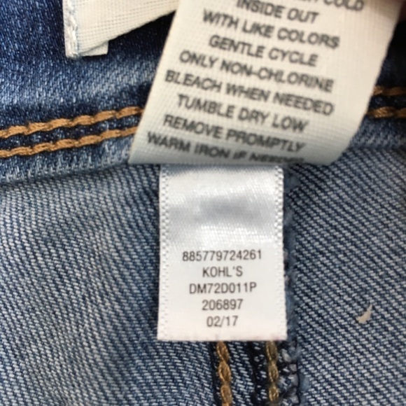 Mudd Low Rise Distressed Denim Blue Jean Shorts - Picture 8 of 13